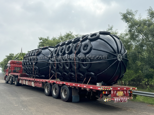 맞춤형 Pneumatic Gum Fender Inflated Type For Marine Vessels BV 인증